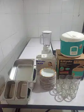 Barang bekas rumah makan