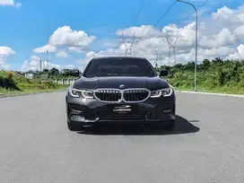 [LOW ODO !!] BMW G20 320i SPORT 2021