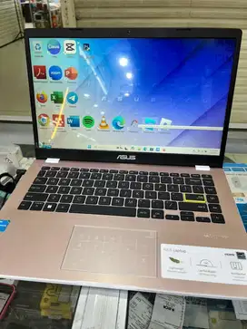 Laptop asus e410ka ram 8/256 like new baru 4x nonton youtube net aja