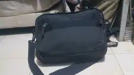 tas slempang quick silver ori