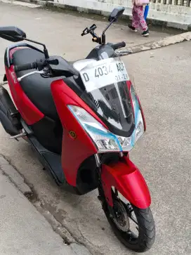 Yamaha Lexi 2018