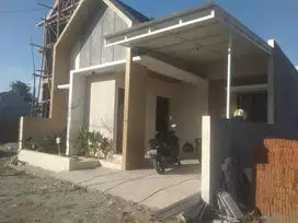 Rumah Baru Ready dan Pesan Bangun Purbayan Gentan One Gate Cluster
