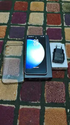 Samsung Galaxy S23 FE 8/256 Like New (5 bulan pemakaian)