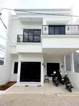 Dijual Rumah Mewah 3 Kamar Tidur Dekat Pintu Tol Desari Depok