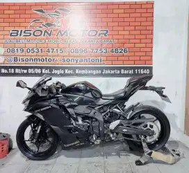 KM 4 RIBU ! KAWASAKI NEW ZX25R NON ABS ODO TFT 4 SYLINDER 2022 MEWAH