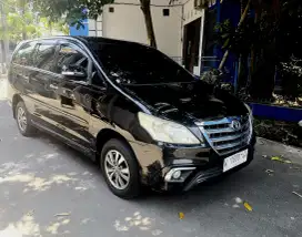 Toyota Kijang Innova 2.0 V MT Bensin 2015