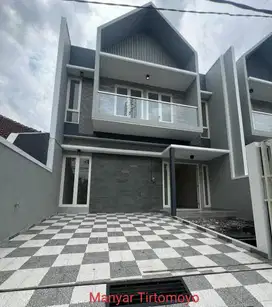 DIJUAL MURAH RUMAH GRESS MANYAR TIRTOMOYO