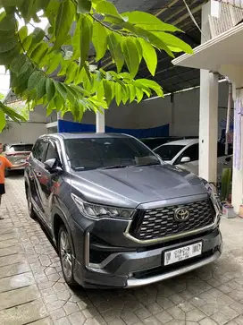 INNOVA ZENIX Q 2023
