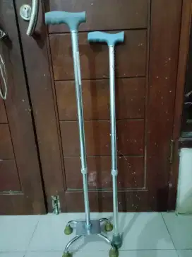 Tongkat alat bantu jalan
