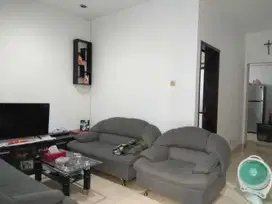 Rumah Nyaman Tengah Kota di Sayap Pasundan