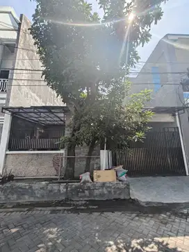Dijual Rumah Kutisari Indah Utara Dekat Univ Petra