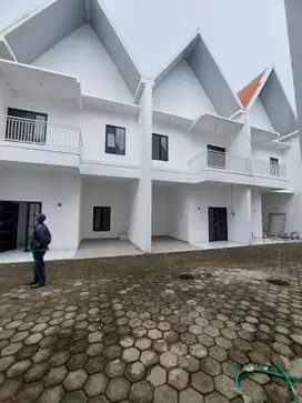 RUMAH 2Lt TERMURAH MEPET SURABAYA