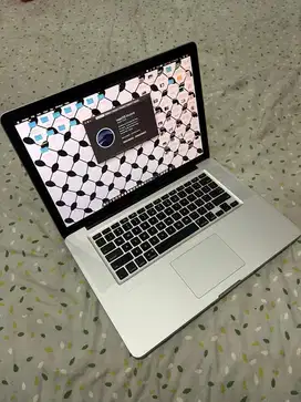 Jual Macbook Pro 2012 15 i7 ssd 256 ram 16