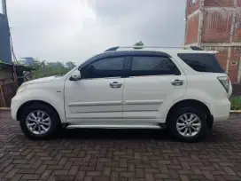 Terios TX Matic 2013