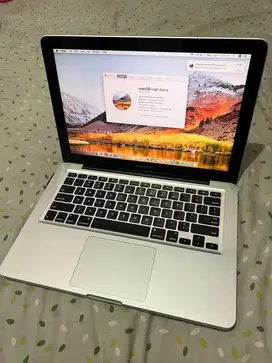 DIJUAL MACBOOK PRO 2012 i5 ssd 255, ram 4 13 inch