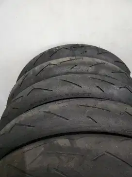 Ban Pireli Diablo Rosso Corsa 2 100/80 Ring 17 Bekas balap