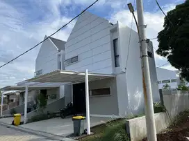 rumah dengan 3 kamar dekat dengan tol cimanggis depok