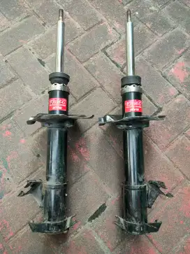 Shockbreaker depan Serena C24