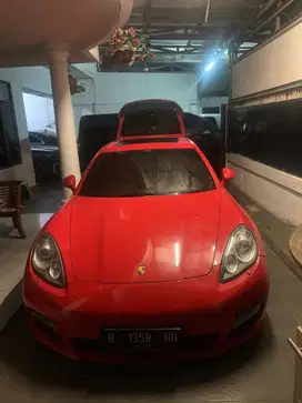 399jt Porsche Panamera 2010