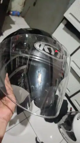 Helm kyt uk M mulus
