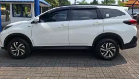 Rush tahun 2018 1.5 G A/T SS lengkap mobil mlus rawatan pakean pribadi
