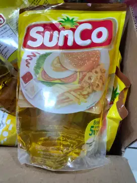 Minyak goreng Sunco 2 liter