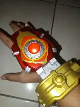mainan Dx bima changer+figur (bandai original)