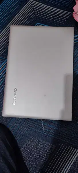 JUAL LAPTOP LENOVO i3