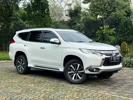 [MULUS] Mitsubishi Pajero Sport Dakar Sunroof non rockford 2017 putih