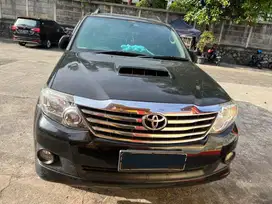 FORTUNER 2.5 VNT SOLAR (2013)