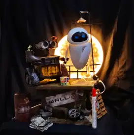 Dekorasi mainan robot wall e dan eve bisa bicara n gerak vintage antik