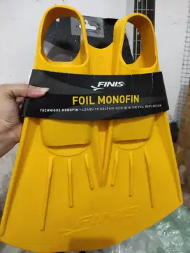 Di jual cepat monofin merk FINIS