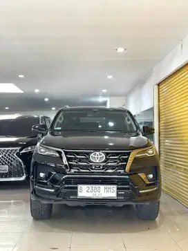 Toyota Fortuner 2.8 GR Sport 2022 May Automatic Hitam Vieta Motor