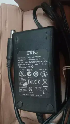 adaptor 19V 2.21A untuk laptop & universal