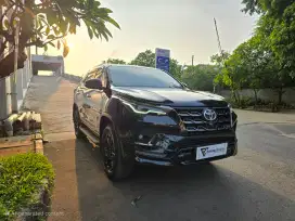 Fortuner VRZ 2.8 GR SPORT 4x2 Diesel Matic 2023