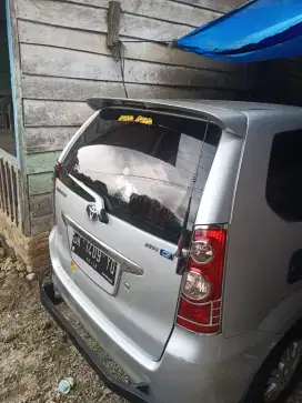 Di jual Daihatsu Xenia tahun 2006.