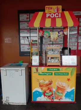 Spg untuk jaga stand teh poci di Lotte grosir Pasar rebo