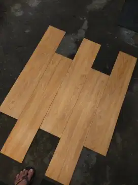 VINYL LANTAI TACO