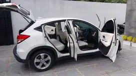 Honda HRV (2018) 1.5 S CVT AT