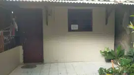 Disewakan Rumah Petak di Dekat Terminal Rambutan, Aman dan Tenang :