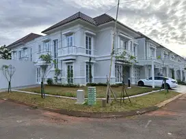 DIJUAL Rumah 2 lantai Hoek  Granada Menagio Gading Serpong