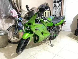 2011 Kawasaki Ninja RR hijau