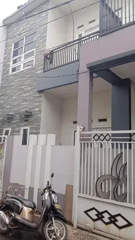 Cash Only Di Jual Rumah murah 2 Lantai Di Ulujami Jaksel