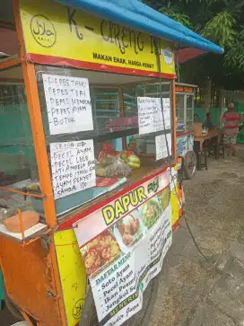 Dijual Gerobak + meja + bangku + terpal
