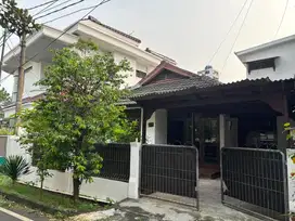 Disewakan Rumah Di Komplek Permata Timur I