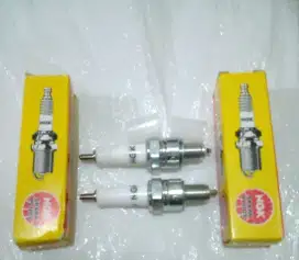 Busi motor drat pendek untuk Supra/Grand/Astrea murah merk NGK (SNI)