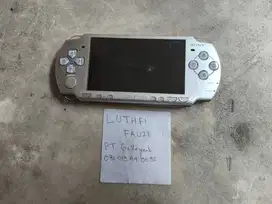 Playstation Portable PSP Slim 2000 Silver 00