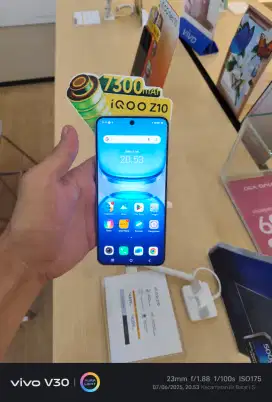 produk neww iqoo z10 ram 12+12/512