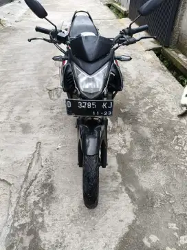 CB150R Siap Gasss Km low