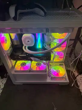 Komputer Gaming i9 RTX 5070 128 GB DDR5 6000 Mhz Pemakaian 15 Hari